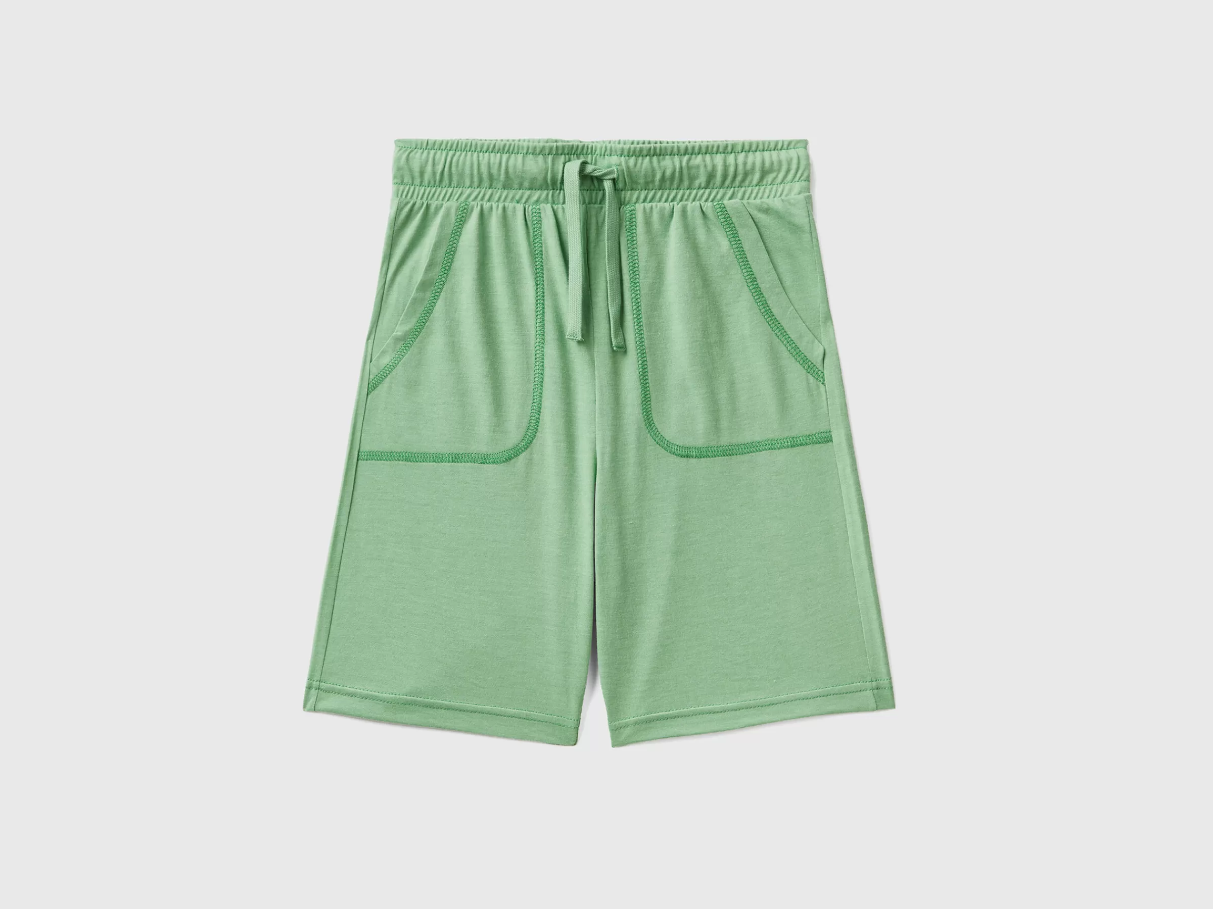 Bermudas Com Bolsos Em Tecido Reciclado^Benetton Best