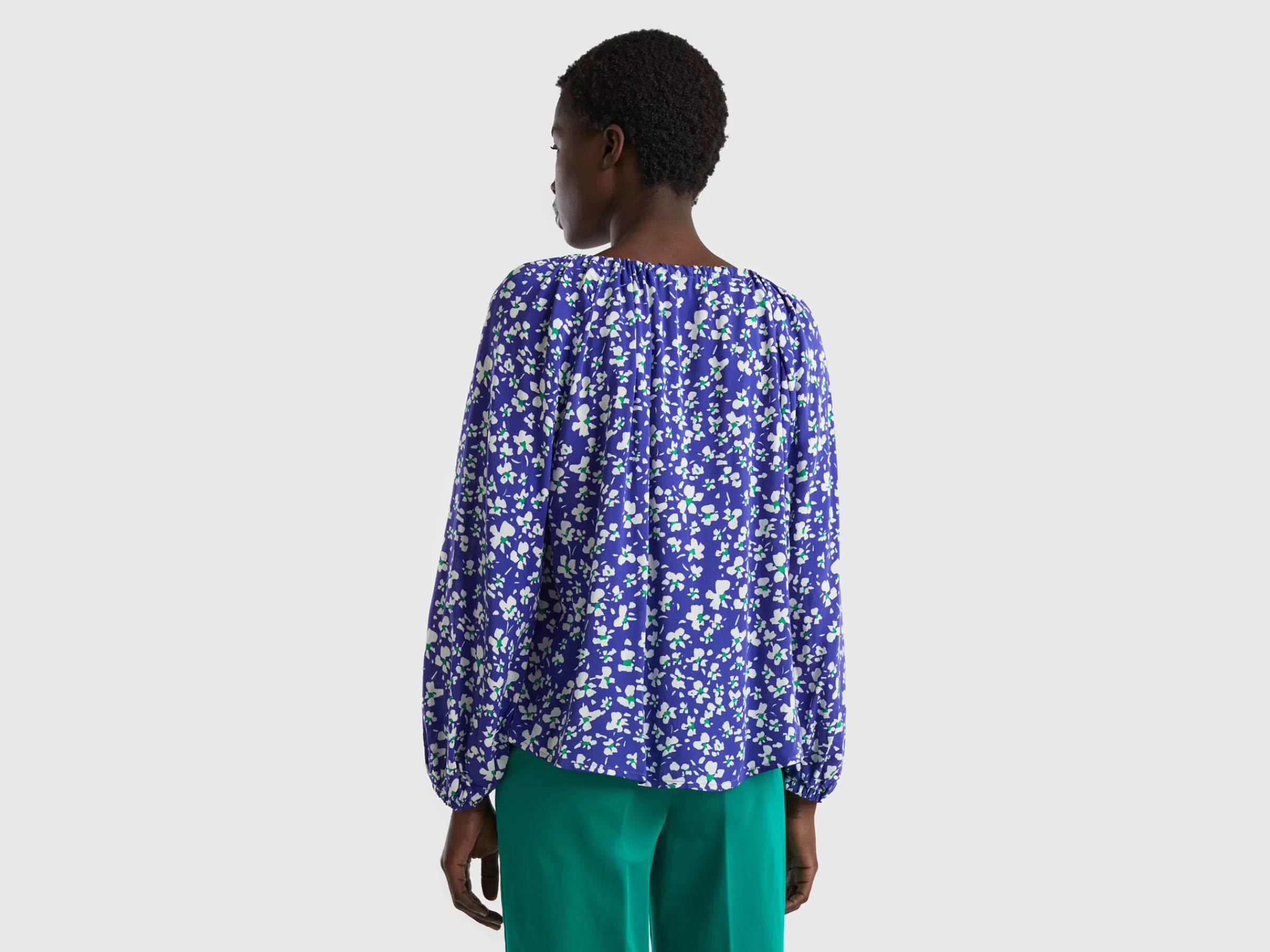 Blusa Padrao Com Atilhos^Benetton Shop