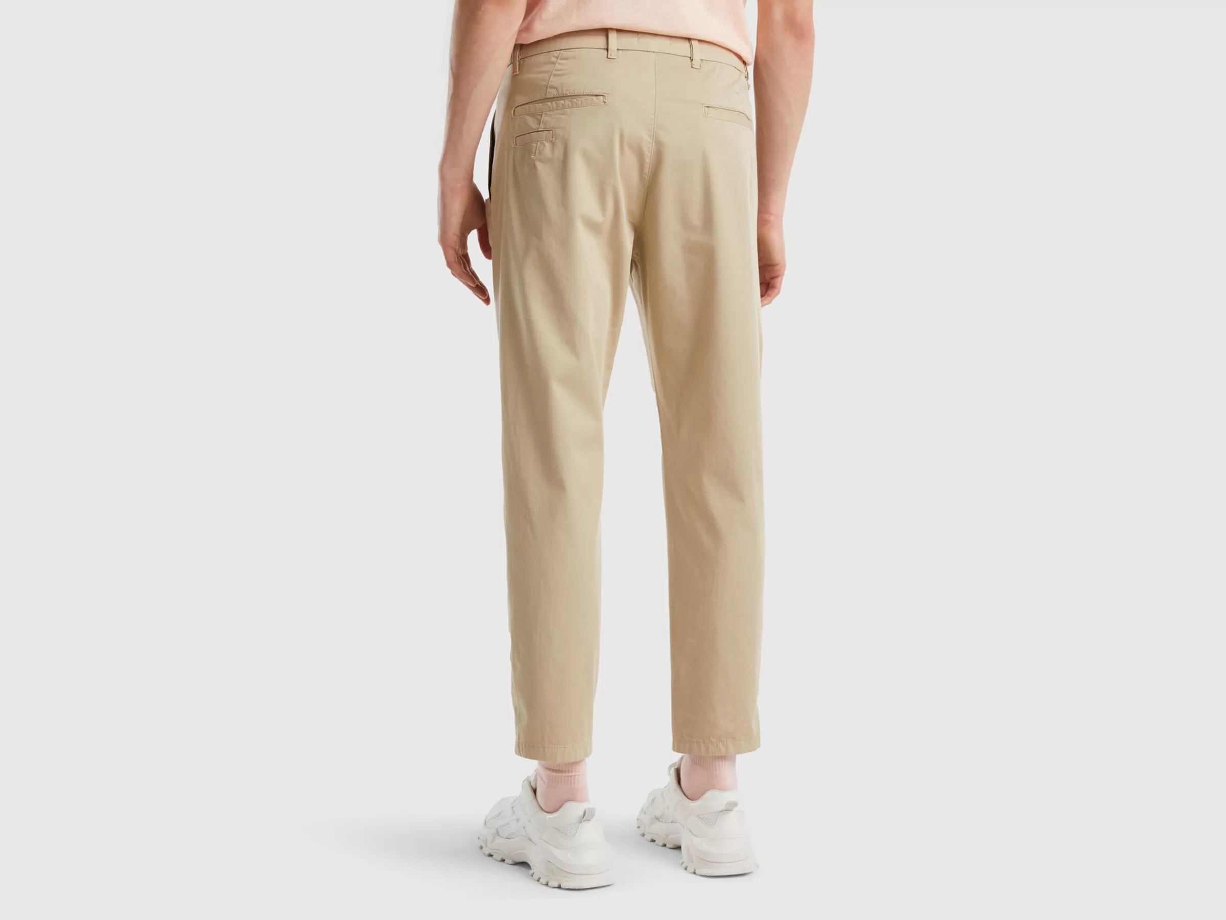 Chinos Leves Carrot Fit^Benetton Fashion