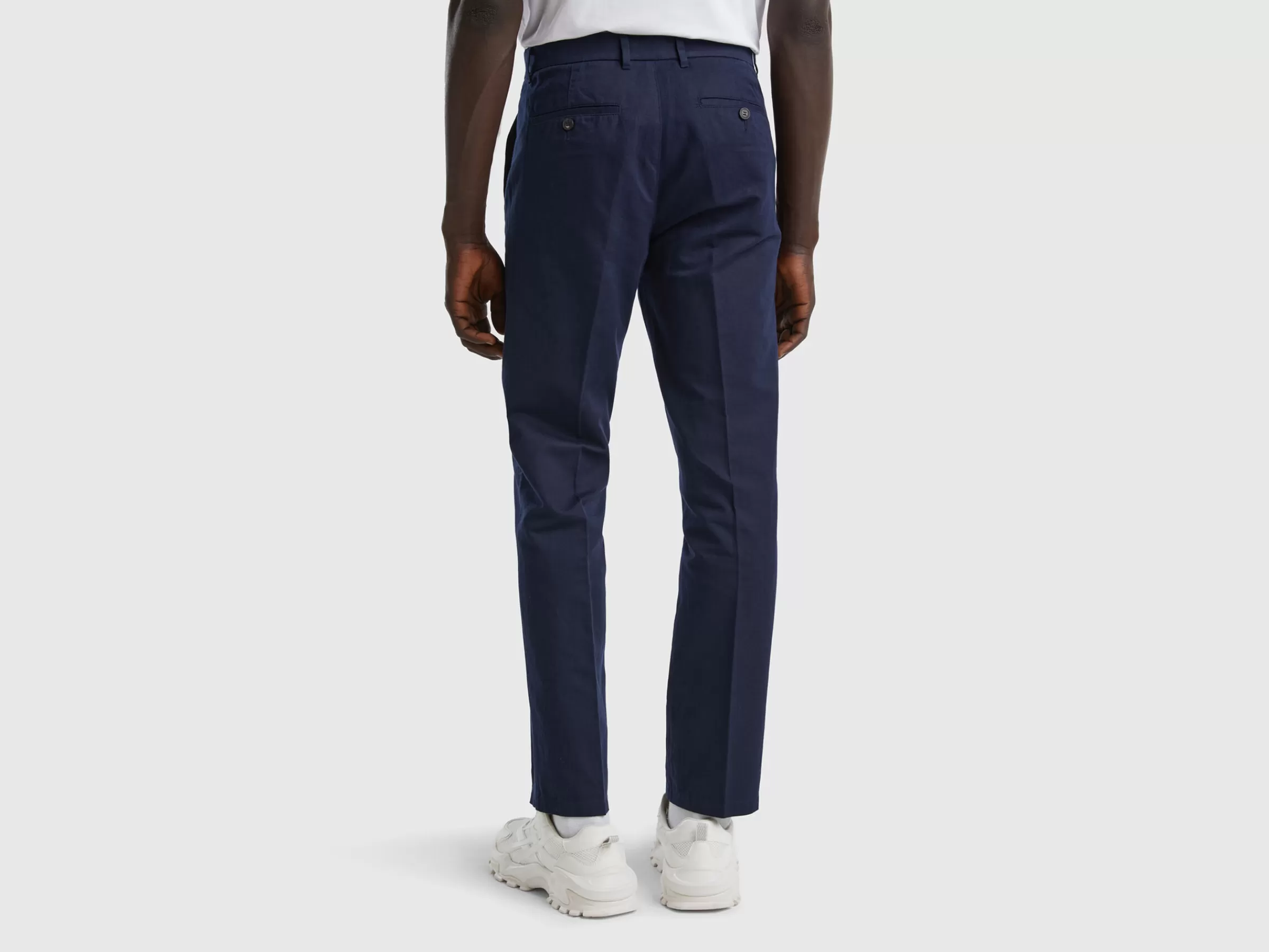 Chinos Straight Em Linho Misto^Benetton Outlet