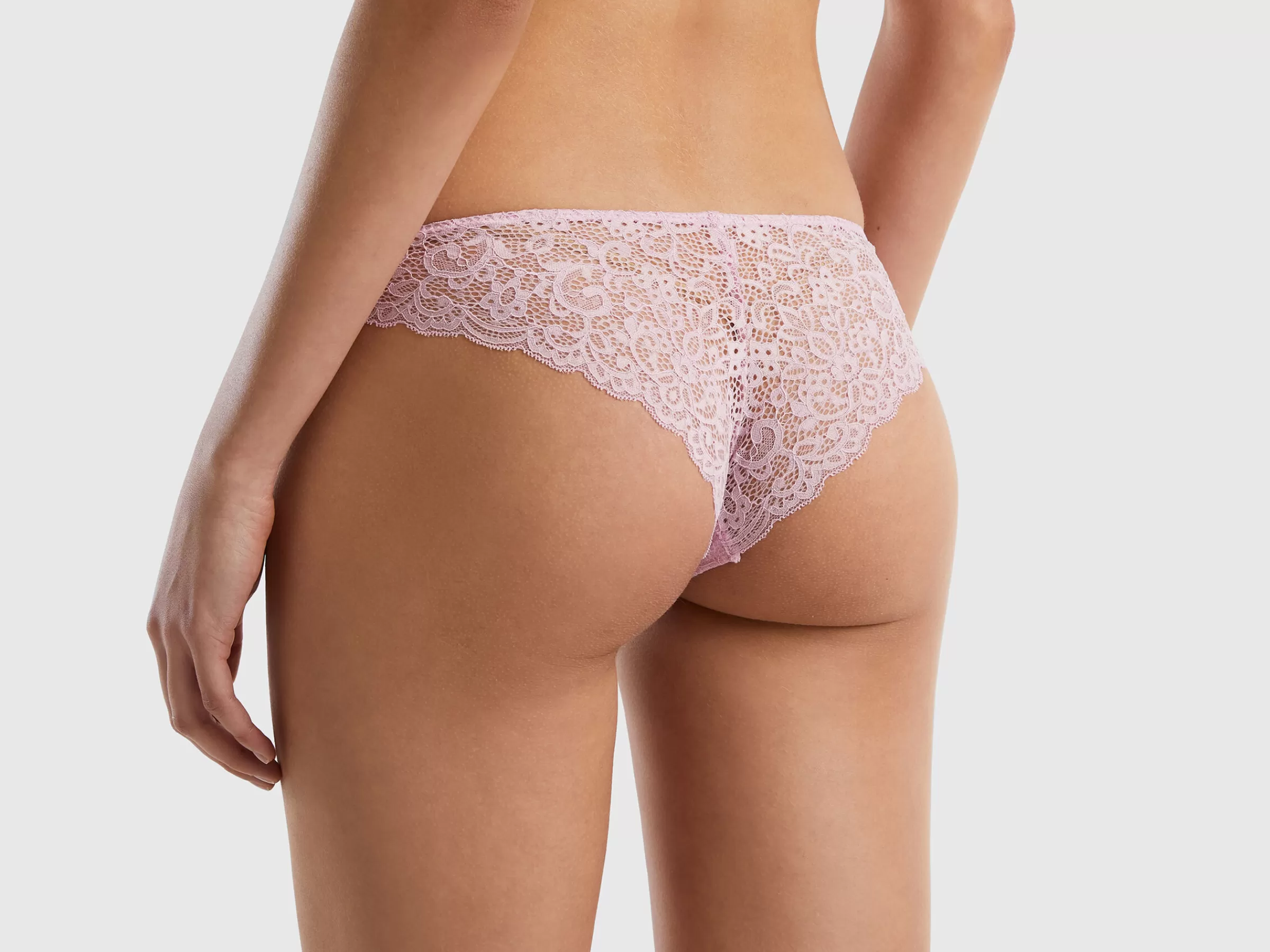 Cueca Brasileira Em Renda^Benetton Outlet