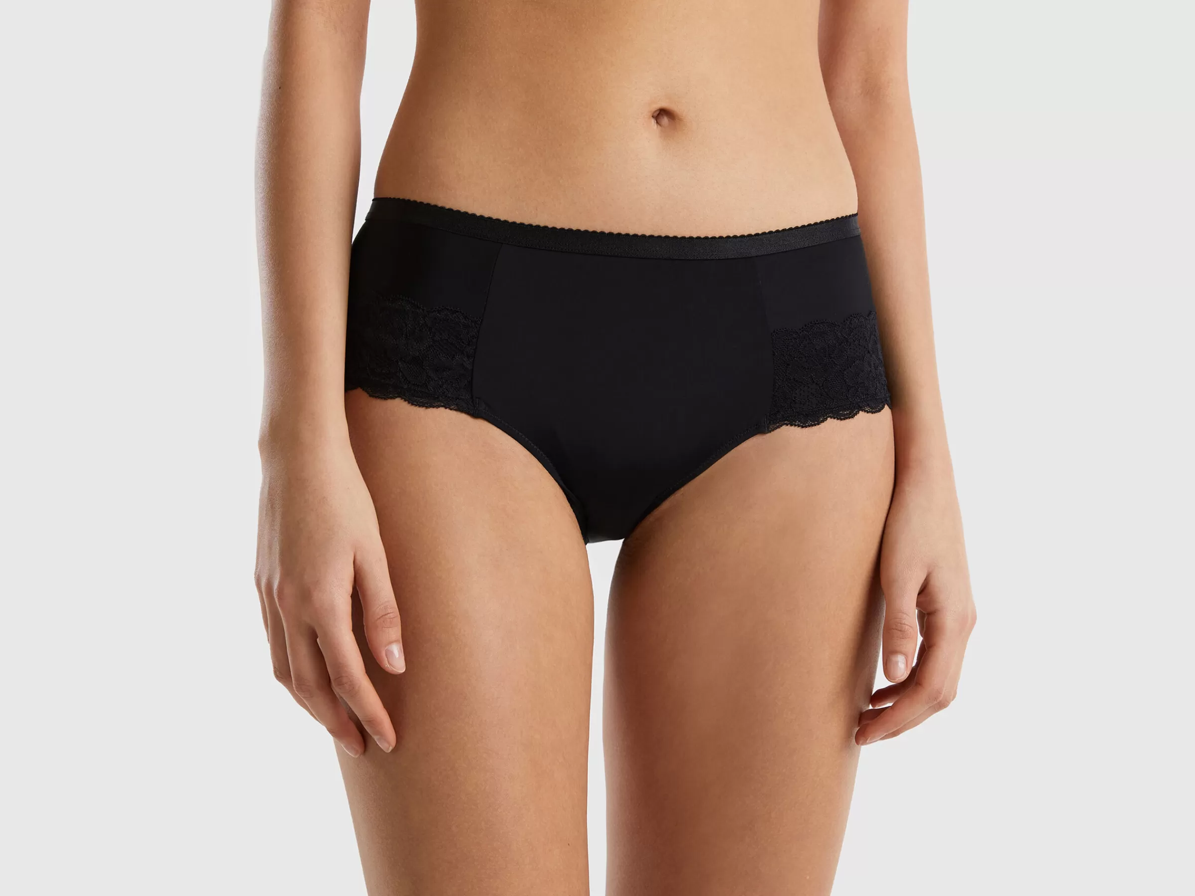 Culotte De Lateral Alta Com Renda^Benetton Discount