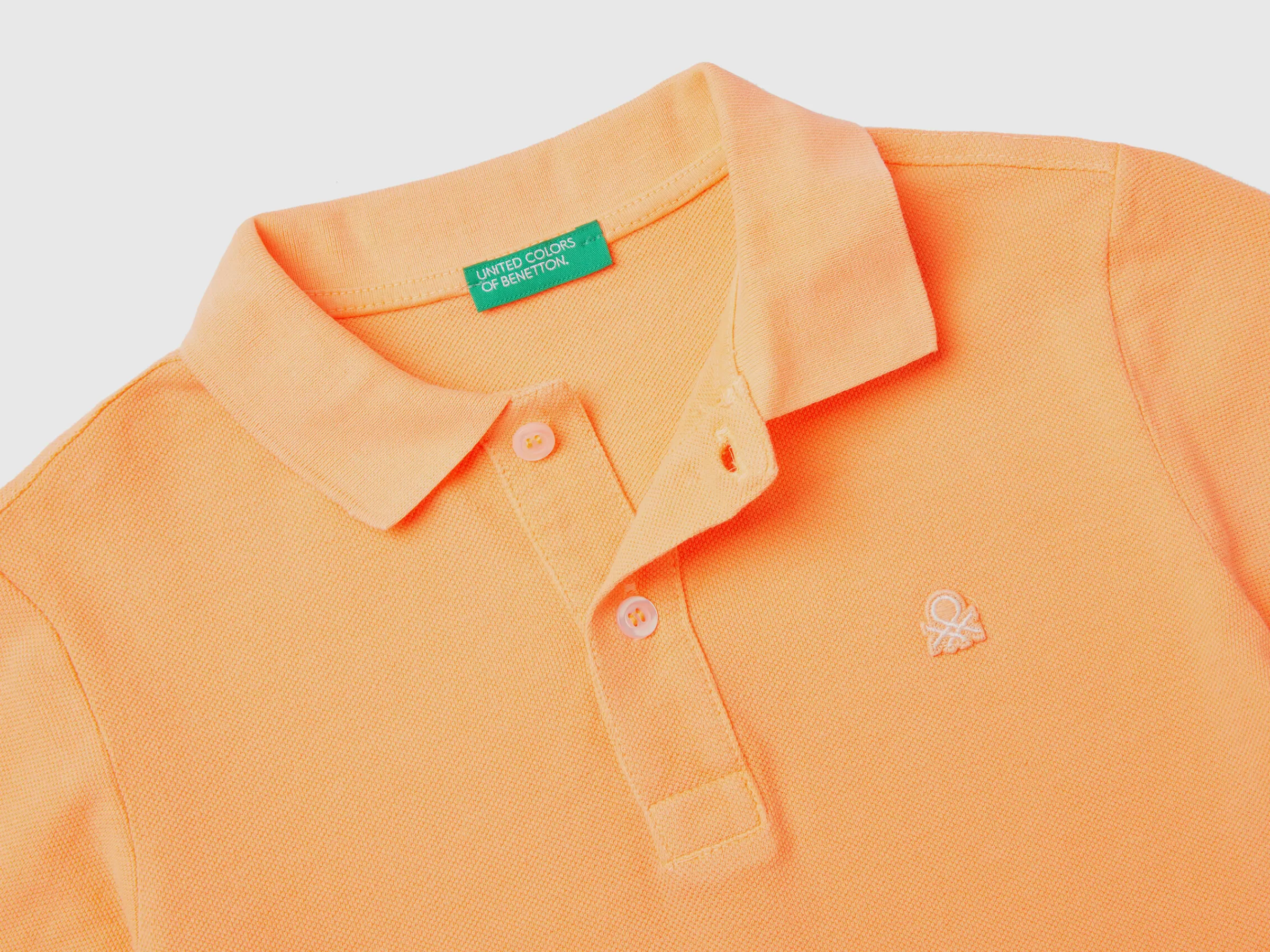 Polo Fluorescente Em Algodão Organico^Benetton Discount