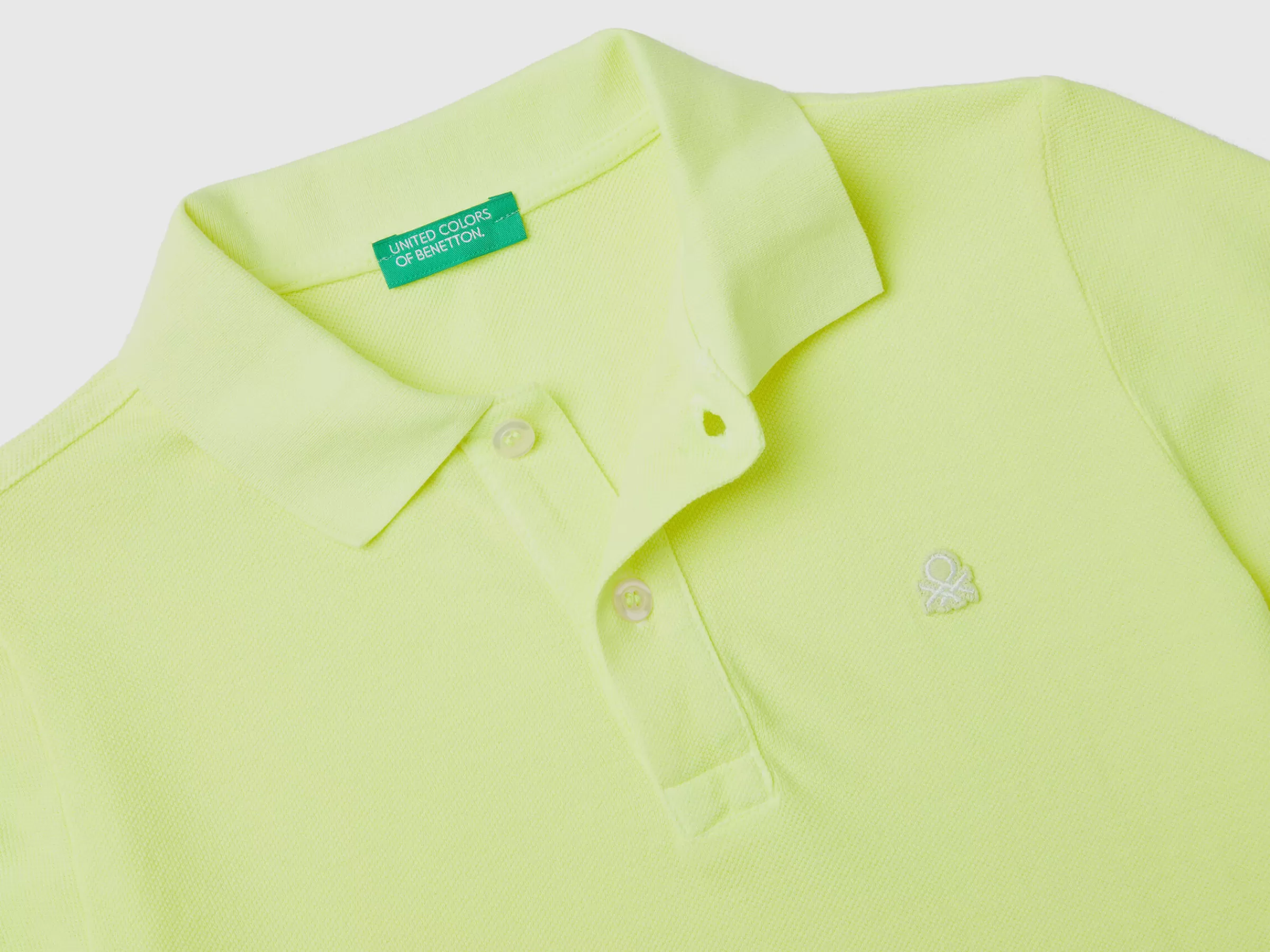 Polo Fluorescente Em Algodão Organico^Benetton Shop