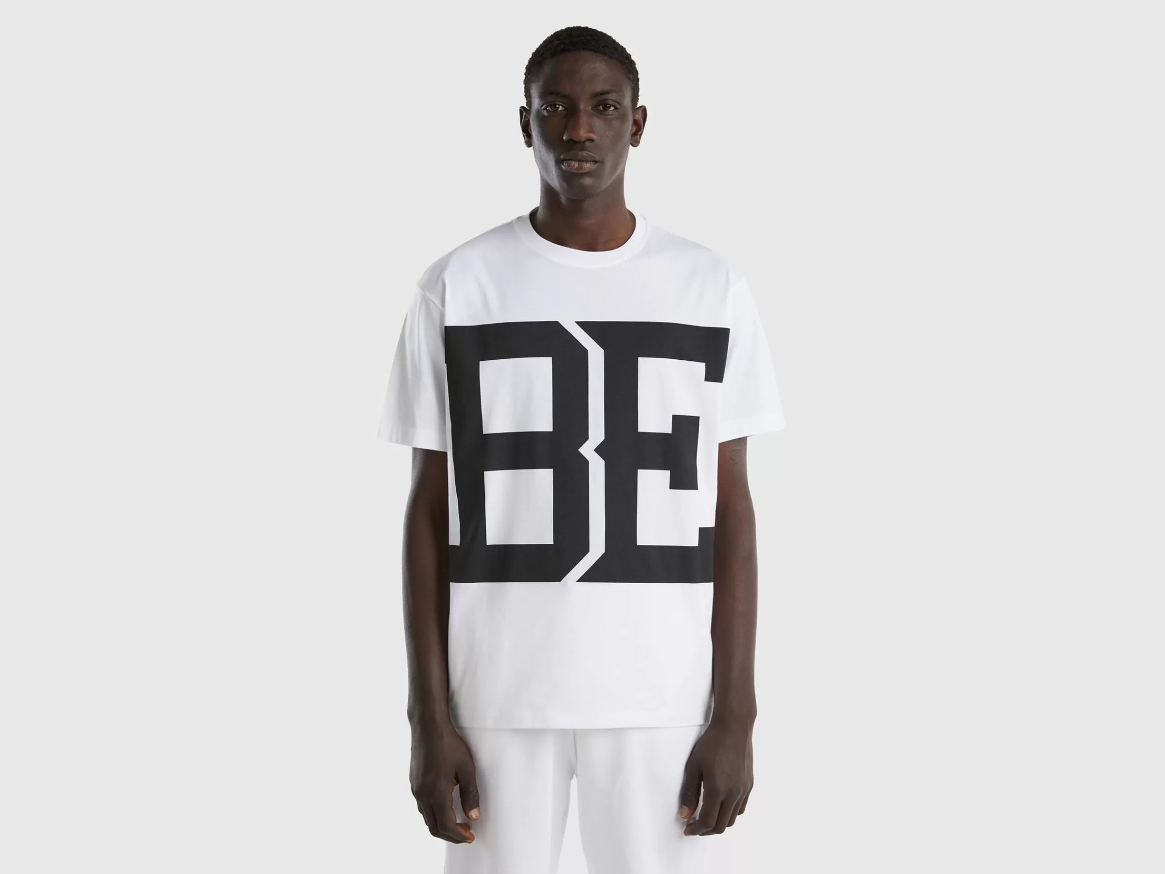 T-Shirt "Be" Oversize^Benetton Store